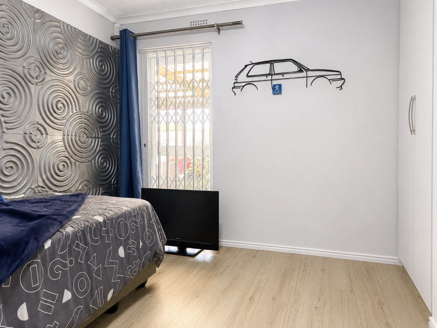 To Let 4 Bedroom Property for Rent in Edgemead Western Cape